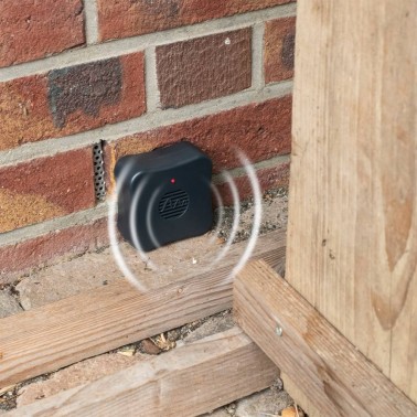 Répulsif Ultrason Anti Souris et Rats à Piles
